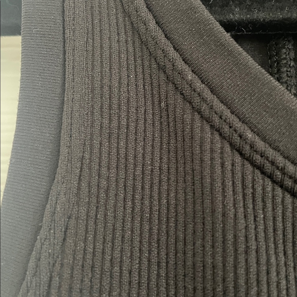 SPANX Black Ribbed Tank - Picture 3 of 8